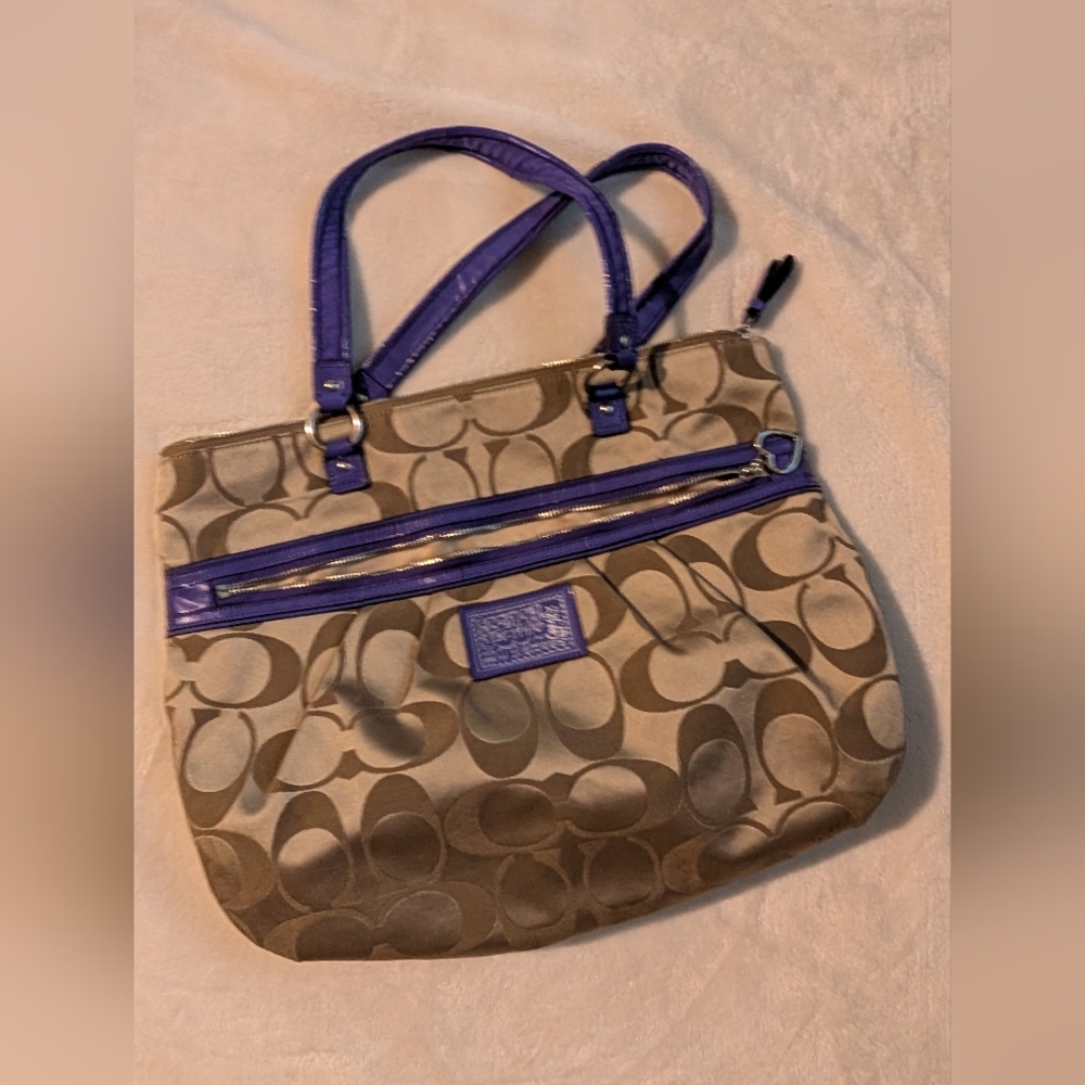 2000s Coach Poppy Purse
